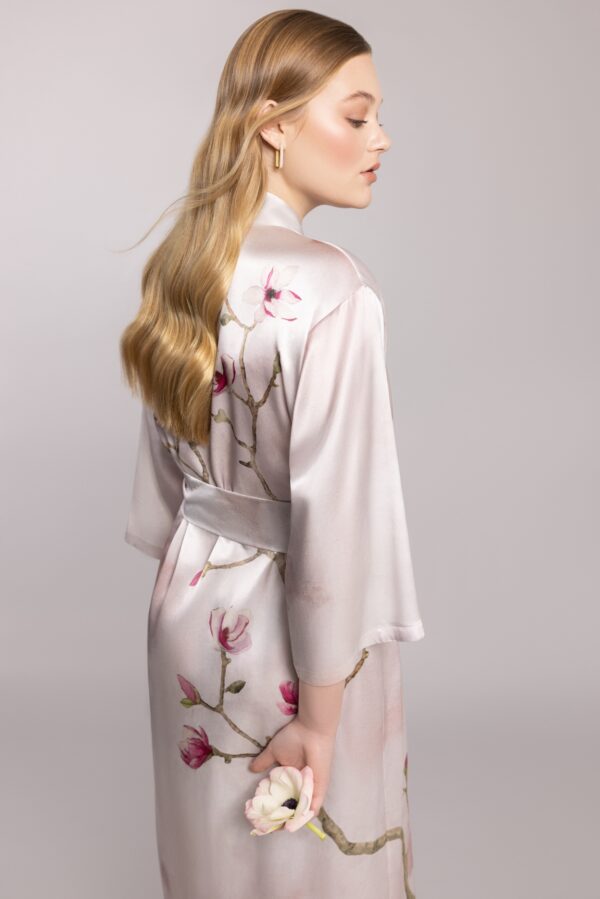 Roze zijden kimono Magnolia