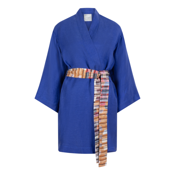 Kobalt blauwe kimono.